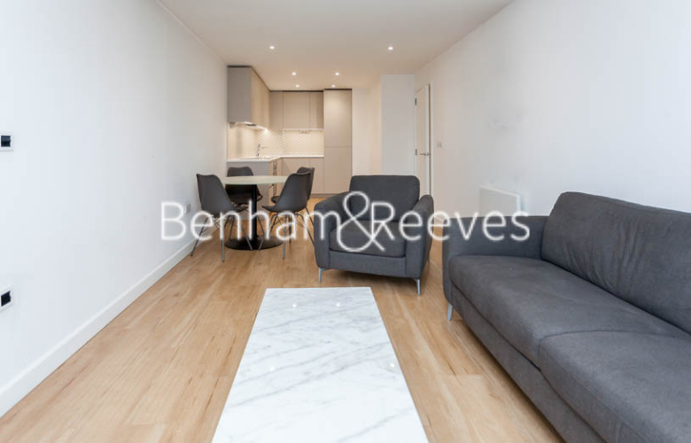 1 bedroom flat to rent in Caversham Road, Colindale, NW9-image 5