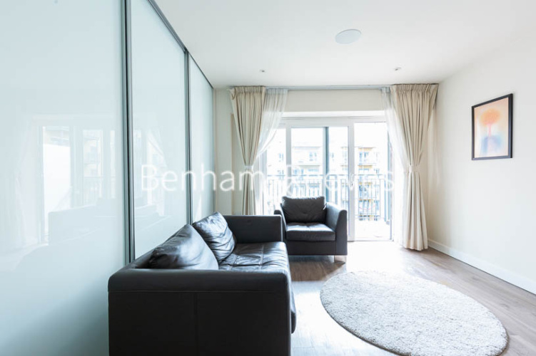 2 bedrooms flat to rent in Boulevard Drive, Colindale, NW9-image 1