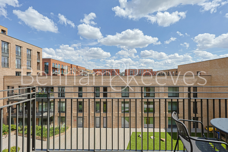 2 bedrooms flat to rent in Colindale Gardens, Beaufort Park, NW9-image 6