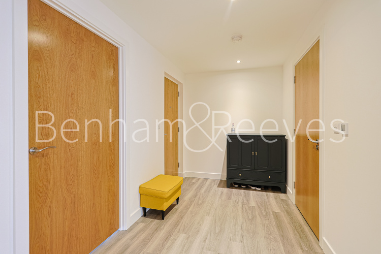 2 bedrooms flat to rent in Colindale Gardens, Beaufort Park, NW9-image 15