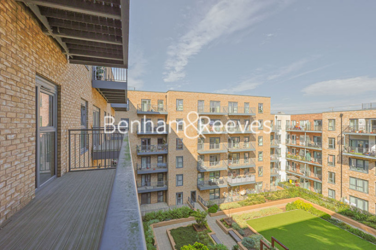 2 bedrooms flat to rent in Beaufort Square, Beaufort Park, NW9-image 5