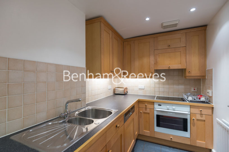 2 bedrooms flat to rent in Rosebery Avenue, Islington, EC1-image 2