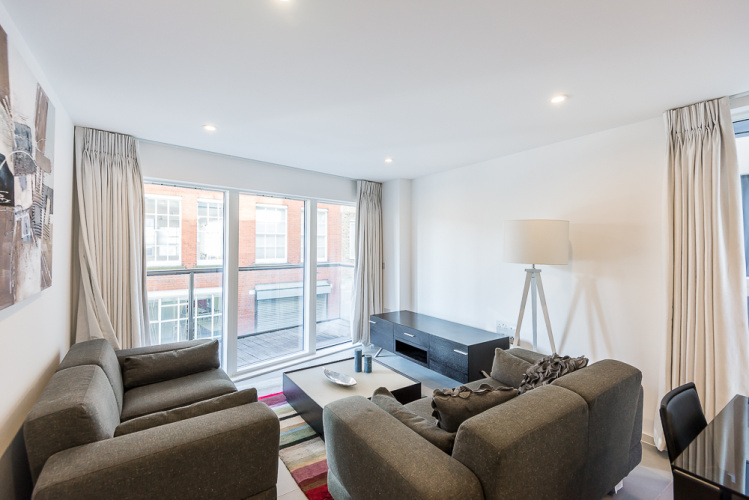 2 bedrooms flat to rent in Dance Square, City, EC1V-image 1