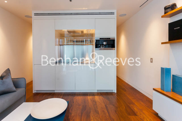 Studio flat to rent in The Heron, Moor Lane, EC2Y-image 2