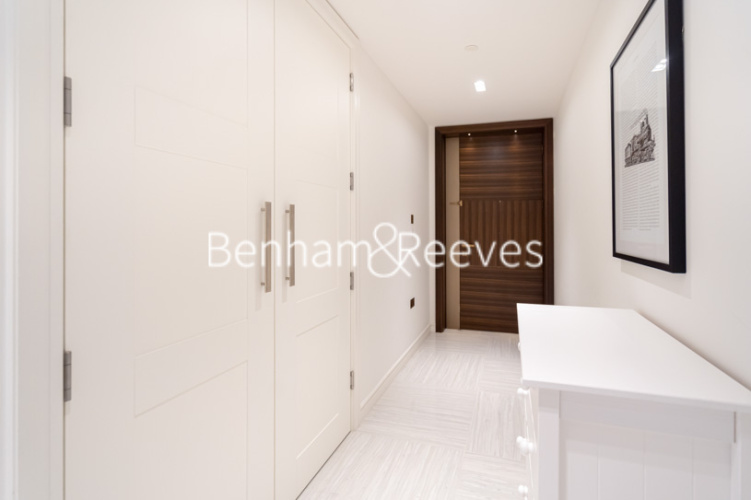 1 bedroom flat to rent in Lincoln Square, Portugal Street, WC2A-image 11