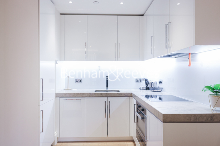 1 bedroom flat to rent in Strand, Savoy House, WC2R-image 9