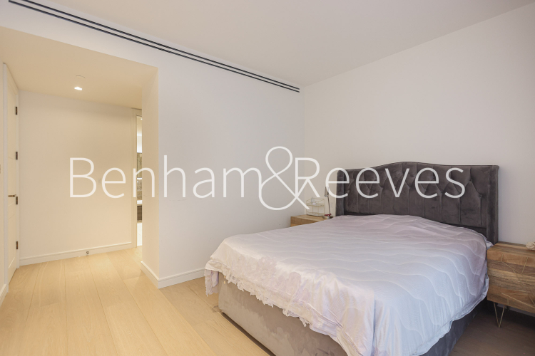 2 bedrooms flat to rent in Lincoln Square, Portugal Street, WC2A-image 15