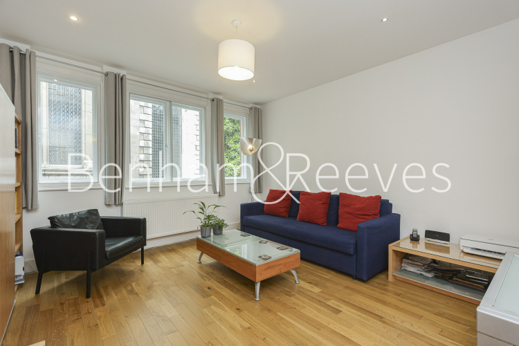 2 bedrooms flat to rent in Bride Court, City, EC4Y-image 1