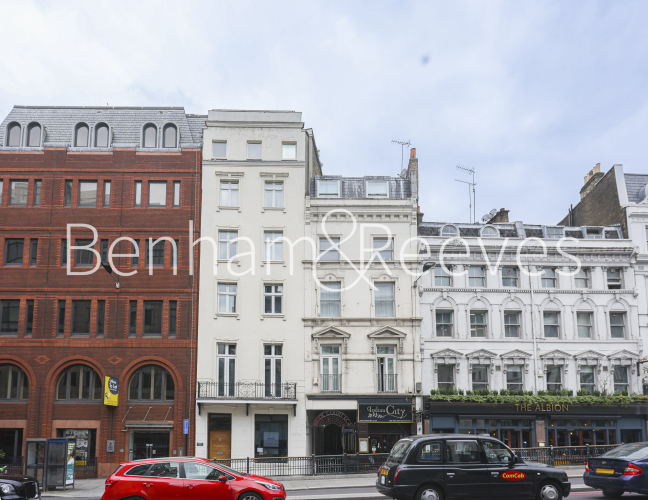 2 bedrooms flat to rent in Bride Court, City, EC4Y-image 5