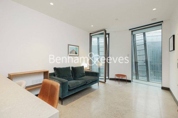 1 bedroom flat to rent in One Blackfriars, Blackfriars Road, SE1-image 1