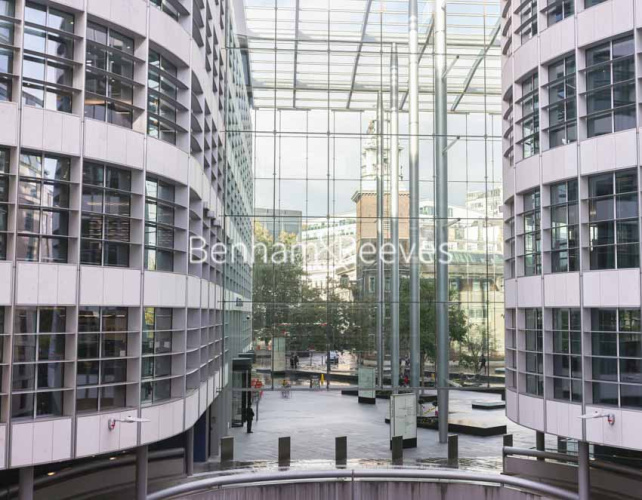 1 bedroom flat to rent in Landmark Place, Water Lane, EC3R-image 10