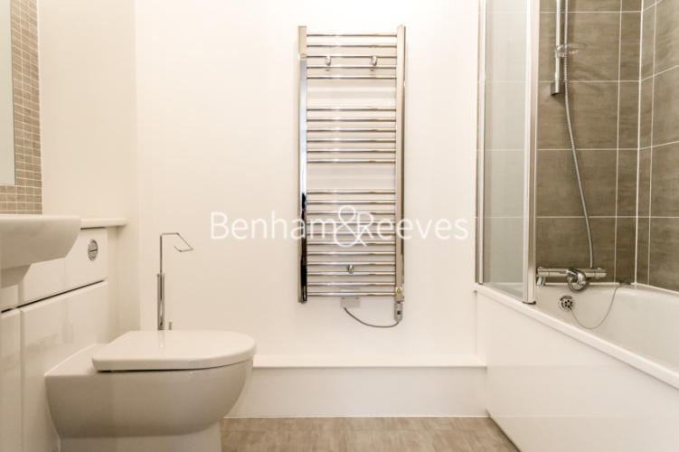 1 bedroom flat to rent in Park Lodge Avenue, West Drayton, UB7-image 4