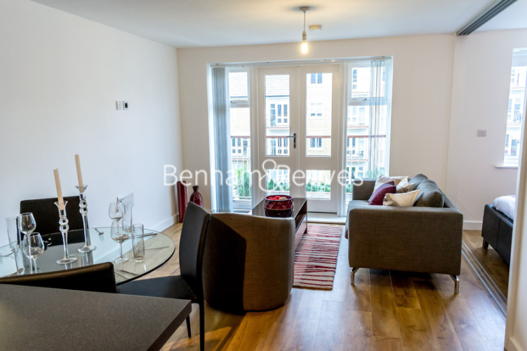 1 bedroom flat to rent in Park Lodge Avenue, West Drayton, UB7-image 5