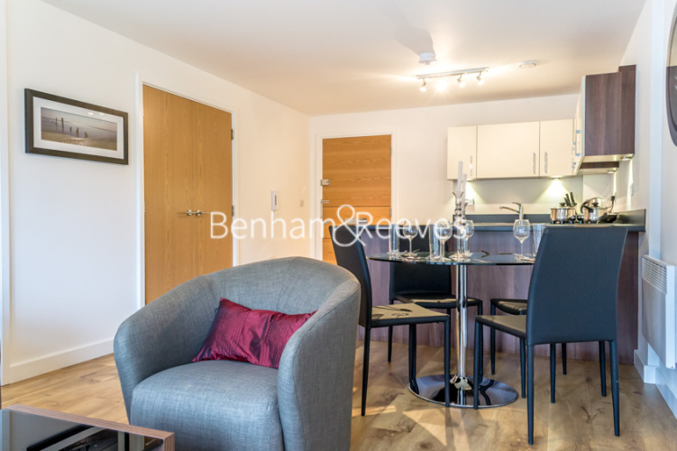 1 bedroom flat to rent in Park Lodge Avenue, West Drayton, UB7-image 14