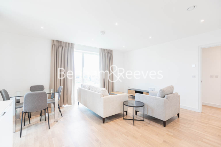 2 bedrooms flat to rent in Greenleaf Walk, Southall, UB1-image 10