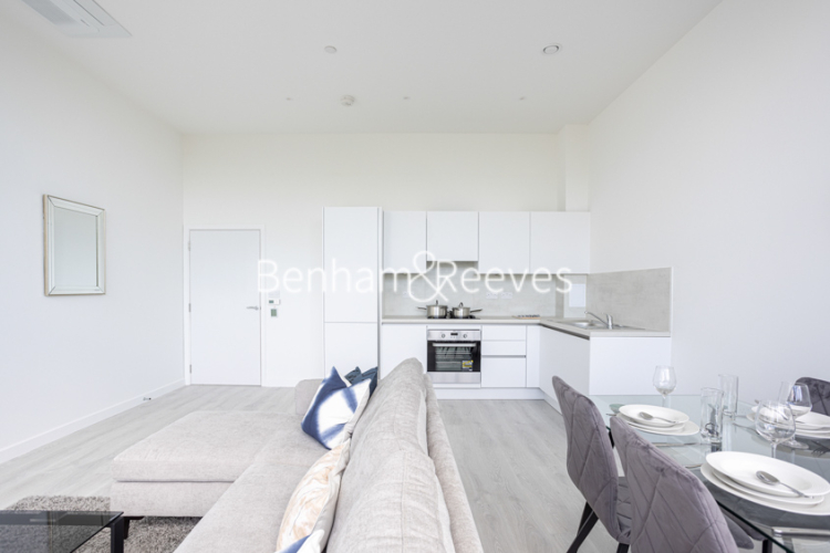 1 bedroom flat to rent in Carnation Gardens, Hayes, UB3-image 7