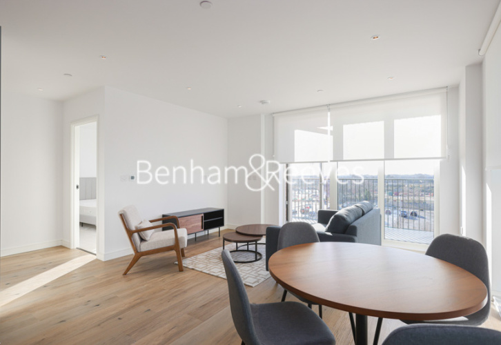 2 bedrooms flat to rent in Cedrus Avenue, Southall, UB1-image 3