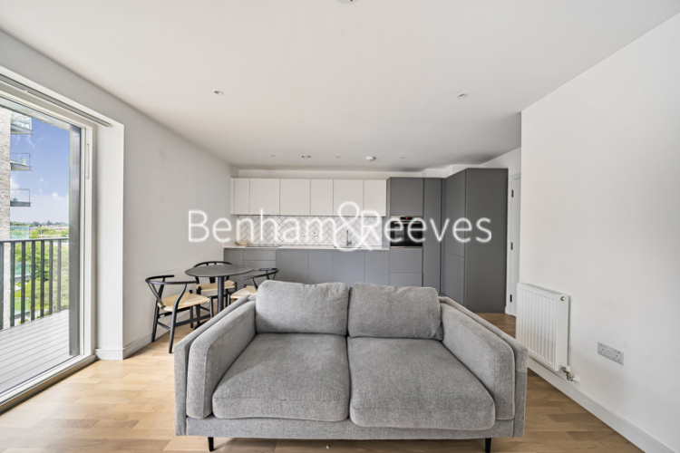 1 bedroom flat to rent in Greenleaf Walk, Southall, UB1-image 7