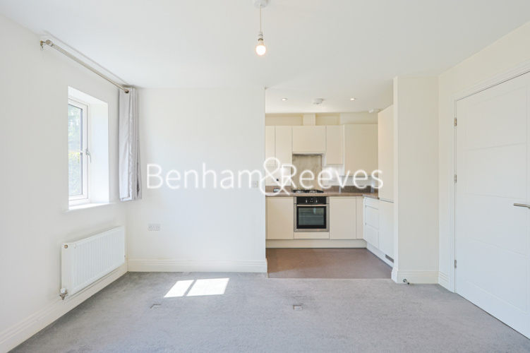 1 bedroom flat to rent in Palomino Close, Hayes, UB4-image 11