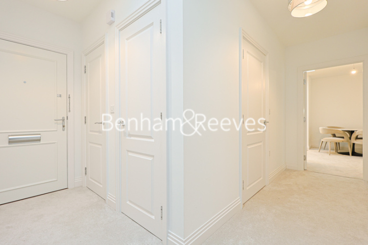 2 bedrooms flat to rent in Commonwealth Place, Slough, SL2-image 18