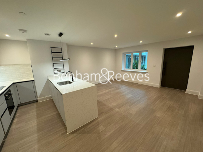 1 bedroom flat to rent in Memorial Avenue, Slough, SL1-image 1