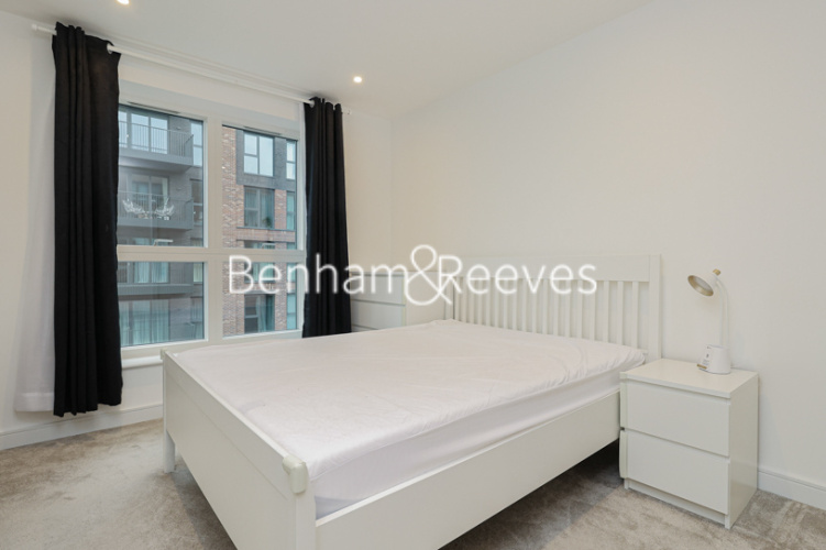 2  bedrooms flat to rent in Cedrus Avenue, Southall, UB1-image 3