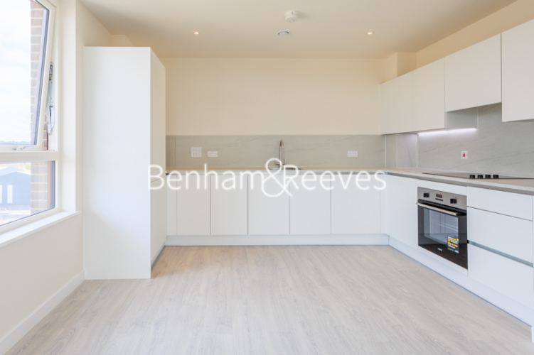 1 bedroom flat to rent in Eastman Road, Harrow, HA1-image 2