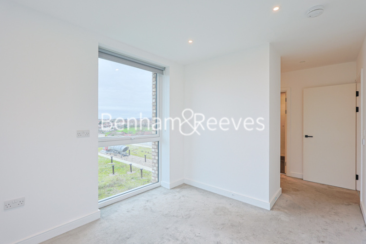 2 bedrooms flat to rent in Beresford Avenue, Grand Union, HA0-image 18