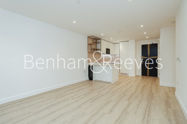 1 bedroom flat to rent in Quay Walk, Grand Union, HA0-image 7