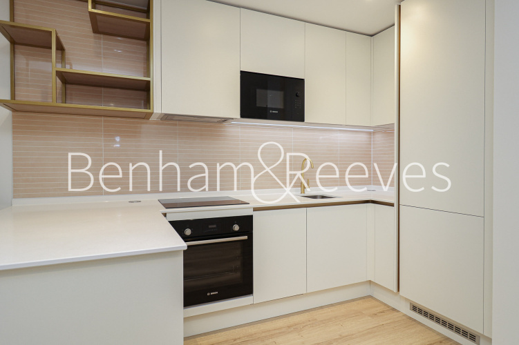 1  bedroom flat to rent in Quay Walk, Wembley, HA0-image 2