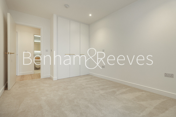 1  bedroom flat to rent in Quay Walk, Wembley, HA0-image 3