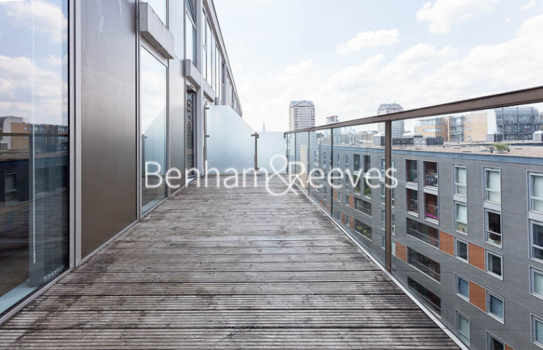 1 bedroom flat to rent in Denison House, Lanterns Way, E14-image 5