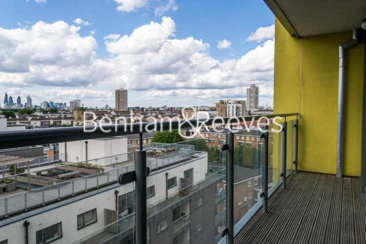 1  bedroom flat to rent in Craig Tower, Aqua Vista Square, E3-image 5