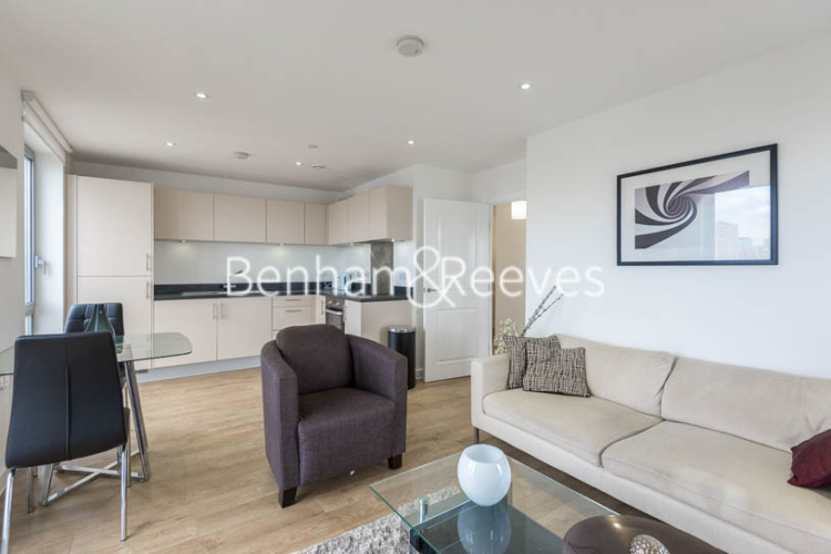 1 bedroom flat to rent in New Festival Avenue, Canary Wharf, E14-image 2