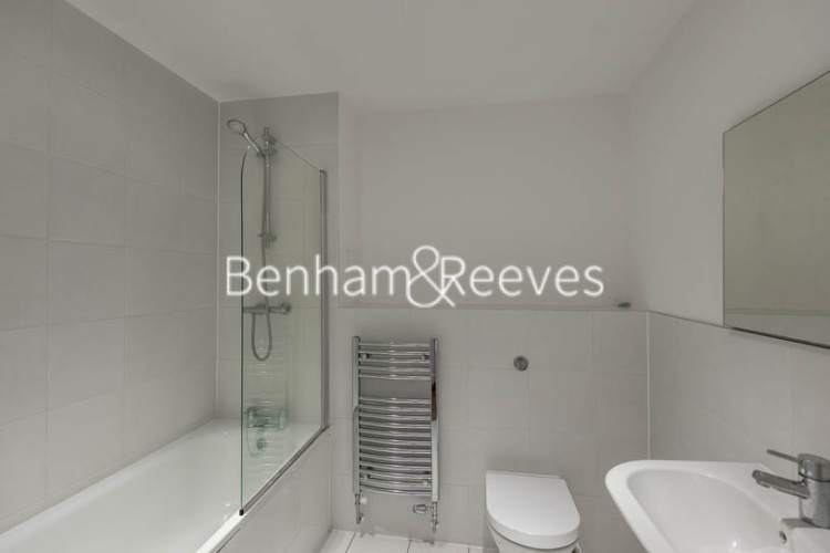 1 bedroom flat to rent in New Festival Avenue, Canary Wharf, E14-image 4