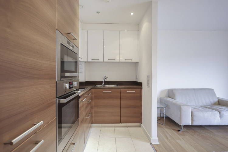 2  bedrooms flat to rent in Forge Square, Canary Wharf, E14-image 9