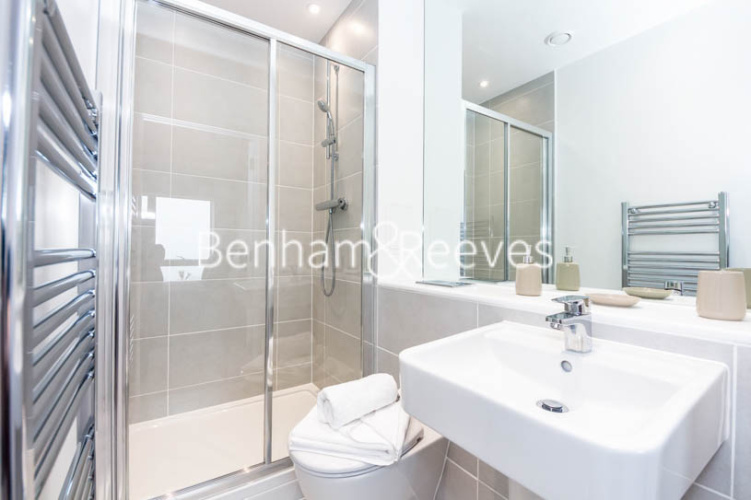 2 bedrooms flat to rent in Magellan Boulevard, Beckton Gallions Reach, E16-image 4