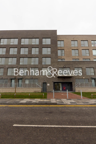 1  bedroom flat to rent in Royal Dockside, Beckton, E16-image 6