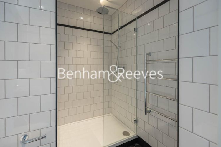 2 bedrooms flat to rent in Lyell Street, Canary Wharf, E14-image 10