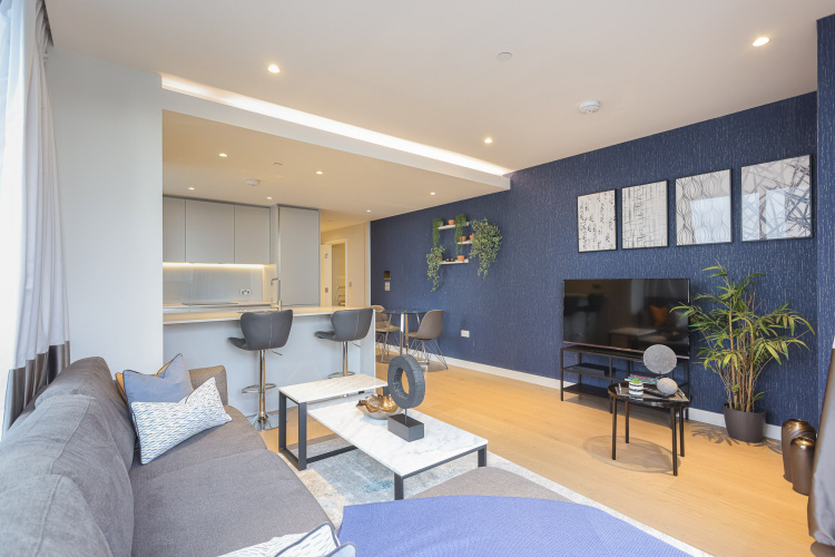 1 bedroom flat to rent in Hampton Tower, South Quay Plaza, E14-image 11