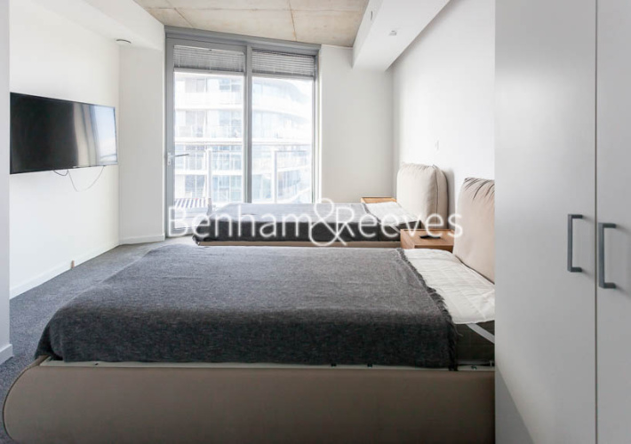 2 bedrooms flat to rent in 3 Tidal Basin Road, Canary Wharf, E16-image 17