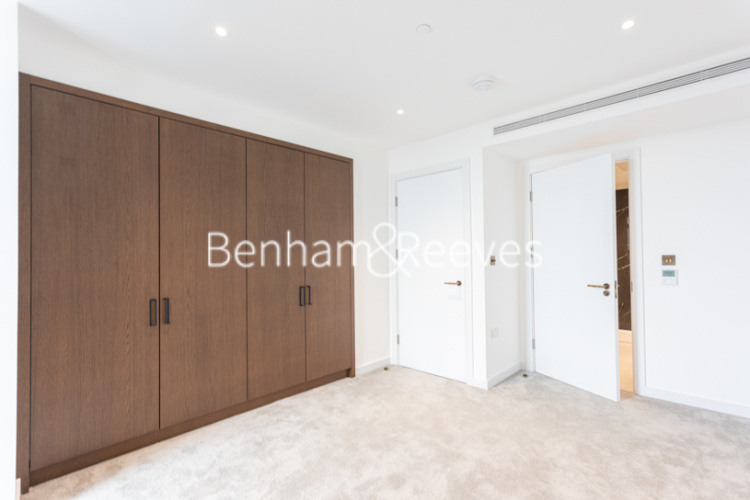 2 bedrooms flat to rent in Landmark Pinnacle, Marsh Wall, E14-image 8