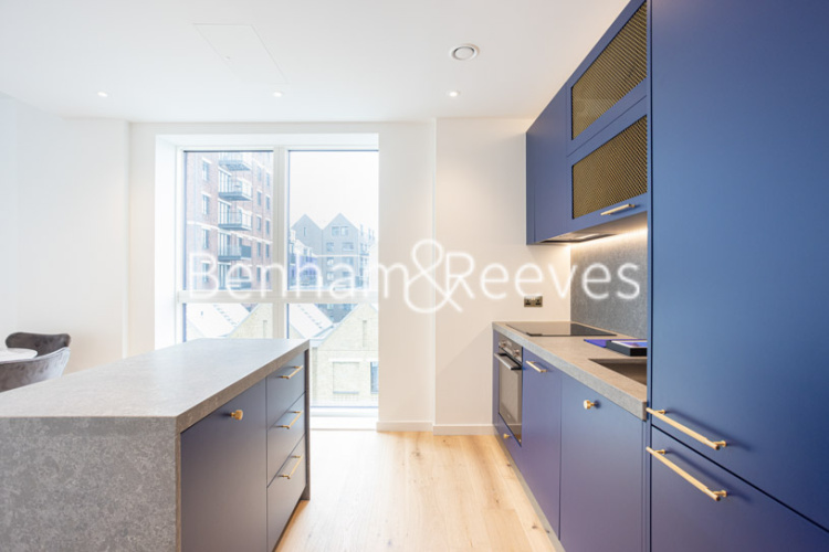 1 bedroom flat to rent in GoodLuck Hope Walk, Canning Town, E14-image 11