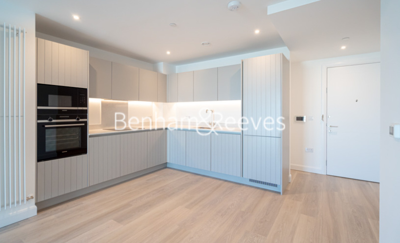 2 bedrooms flat to rent in Western Gateway, Royal Dock, E16-image 2