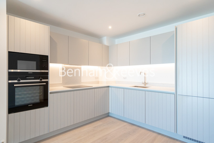 2 bedrooms flat to rent in Western Gateway, Royal Dock, E16-image 8