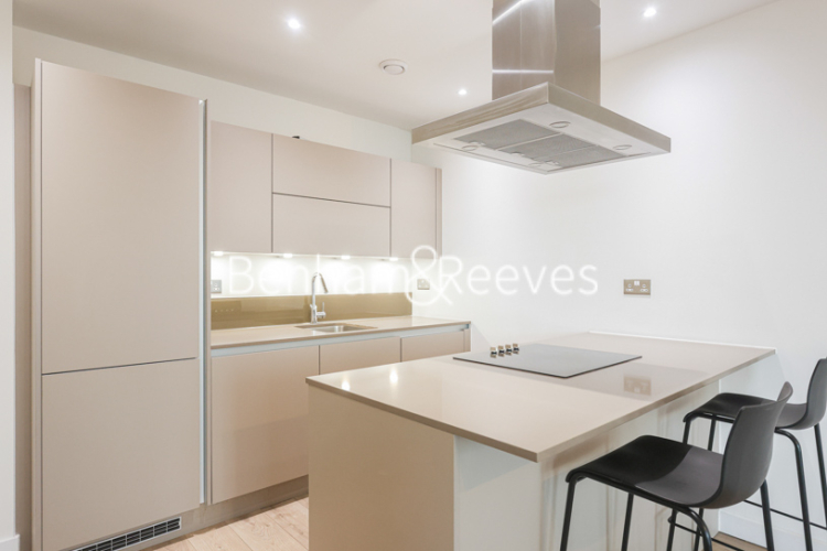 1  bedroom flat to rent in Williamsburg Plaza, Canary Wharf, E14-image 12