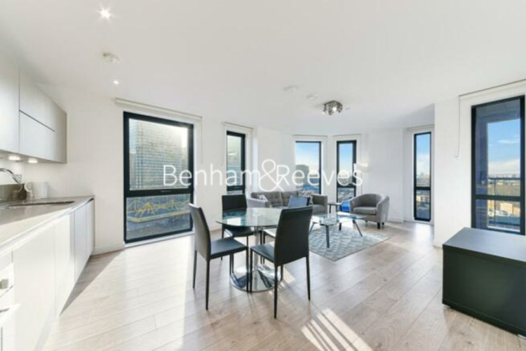 2  bedrooms flat to rent in Williamsburg Plaza ,Canary Wharf, E14-image 1