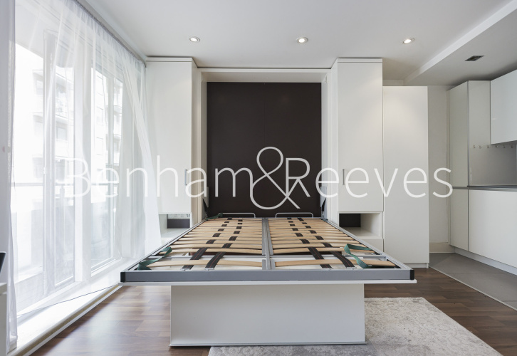 Studio flat to rent in Caspian Wharf, Yeo Street, E3-image 3