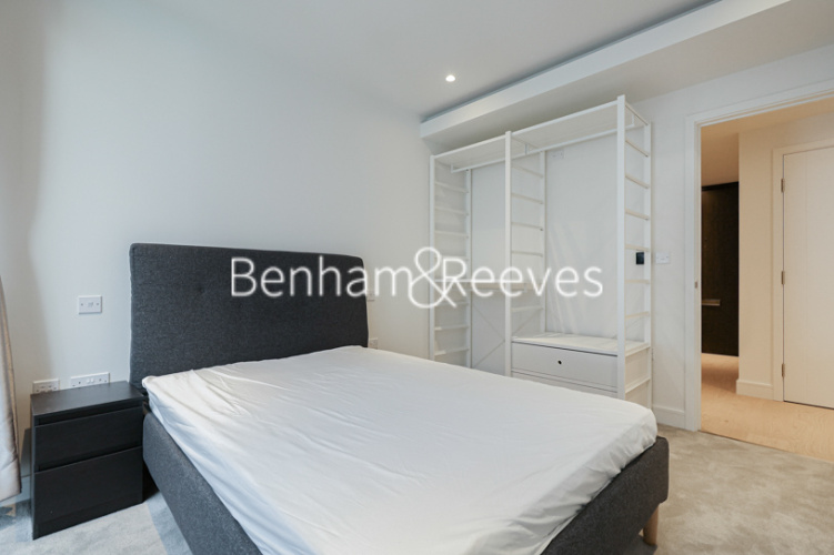 2  bedrooms flat to rent in Harcourt Tower, Canary Wharf, E14-image 3