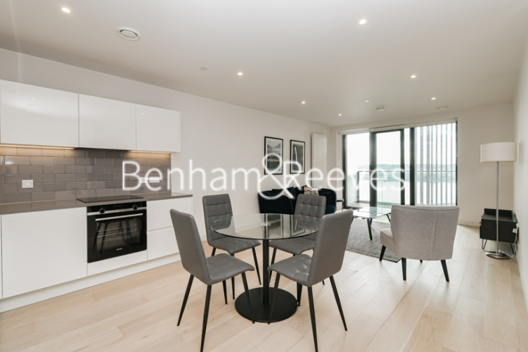 2 bedrooms flat to rent in Bonnet Street, Royal Wharf Riverscape, E16-image 10